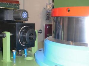   معدات أسلاك اللحام ذات مساعد الصهر  