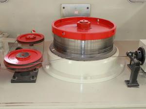   آلة سحب الأسلاك بالخط المستقيم  